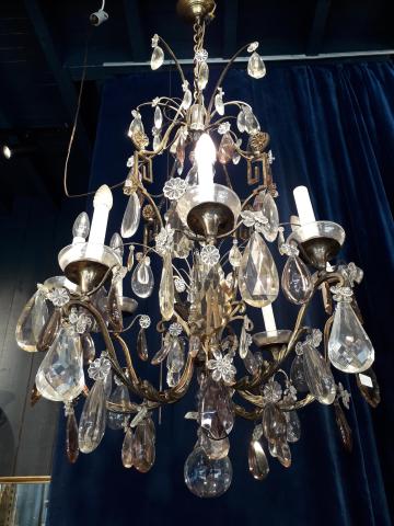 Lustre en cristal à pendeloques - expertise antiquaire Joinville-le-Pont
